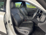 運転席シート廻りは使用感も少なく、良好な状態となっています。丁寧に使われていたことがよくわかりますね。