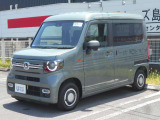 当社新車店舗にて展示・試乗使用の車です☆距離少なく状態良好です!