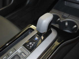 軽い力でシフトチェンジができる「エレクトロシフトマチック」を装備しております。
