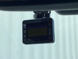 ドライブレコーダー付きです!!映像・音声などを記録する車載装置です。 もしもの事故の際の記録はもちろん、旅行の際の思い出としてドライブの映像を楽しむことができます!!