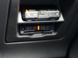 ETC車載器搭載です。スマートICも増えてきており、必須装備といって良い便利装備です。
