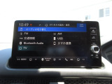 フルセグテレビ搭載。USB入力、Bluetoothオーディオに対応しています。