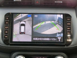クルマを空から見たような映像が映る、アラウンドビューモニターで、車両周辺の安全確認も一目できます!小さなお子様や障害物も確認できるので、運転のしやすさだけではなく事故防止にも役立ちます♪