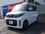 左側がオートスライドドアになります☆