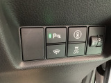 【パーキングセンサー】駐車も出庫もスムーズに。自車の障害物を検知して知らせてくれるので安心ですね!