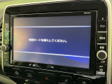 【純正10型ナビ】人気の純正ナビを装備しております。ナビの使いやすさはもちろん、オーディオ機能も充実!キャンプや旅行はもちろん、通勤や買い物など普段のドライブも楽しくなるはず♪