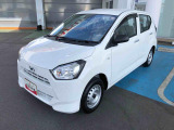 どのお車にも車検の残り期間により、安心の12ヶ月点検又は車検整備付きです。納車後の点検、車検などアフターサービスもお任せください。