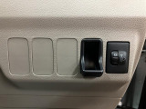 国道1号線沿い(京都方面)にございます。公共交通機関ですと京阪電車「枚方市」(京橋から特急で1駅)よりバス「国道池ノ宮」徒歩約5分です。