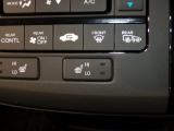 【シートヒーター】シートヒーター装備車です。寒い冬に乗車中とても暖かく快適に移動できます。冷え性の方にピッタリの装備です!