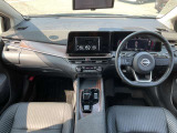 運転席周りの装備がご覧いただけます。展示場では実際にシートに座って確認していただけます。