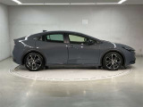 「こんな車屋さんがあるんだ!」、「おもしろい!」と感じていただけましたら、私どもも大変うれしく思います。ご来店のご感想、お待ちしております。