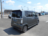 新車ディーラーの中古車コーナーです。保証・整備料金は車両価格に含まれております。諸費用まで入った支払総額は魅力的な価格になっていると思います。