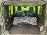 普段のお買い物や通勤、送迎等に十分な荷室スペースを確保しております。セカンドシートを倒すと、大きな荷物の積載も可能です♪