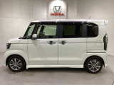 購入後も自社指定整備工場完備でお客様の愛車をしっかりサポート致します!御納車時には安全かつ安心してお乗り頂けるようホンダ専門知識を持つ整備スタッフが点検・整備・装備も説明をしてお渡ししております。
