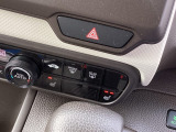 シートヒーター付き!直接体を温てくれるので寒い日の運転も快適です。