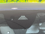 【スマートシティブレーキサポート】低速走行中に前方の車両等を認識し、衝突しそうな時は警報とブレーキで衝突回避と被害軽減をアシスト。より安全にドライブをお楽しみいただけます。