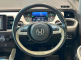 運転している間、長く触れているものだから手になじむハンドルがいいですよね。握るとほしくなっちゃいます。