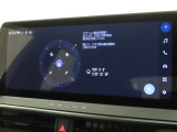メーカー装着のディスプレイオーディオを装備しております。