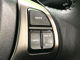【クルーズコントロール】高速道路もラクラク走行。アクセルを離しても一定速度で走行ができ、長距離運転時の負担を軽減!加速・減速も簡単なスイッチ操作で調整できます。