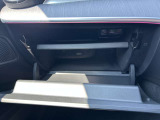 ETCはグローブボックスの中にございますので、運転の妨げにはなりません。