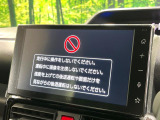 【ディスプレイオーディオ】お手持ちのスマートフォンとの連携で、ナビや音楽再生など各種アプリを使用可能。スマホに近い感覚でお使いいただけます♪