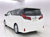 荷物をたっぷり載せて広々ドライビング♪夏でも冬でも、アウトドアやショッピングを思い切り楽しみましょう!