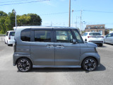 新車ディーラーの中古車コーナーです。保証・整備料金は車両価格に含まれております。諸費用まで入った支払総額は魅力的な価格になっていると思います。
