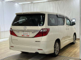 走りにこだわりながら収納力も持ち合わせたお車です。荷物を載せて軽快なドライブを楽しめますよ♪