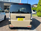 リアカメラやパーキングセンサーがついておりますので安心です