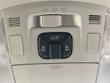 左右ともに大きくて便利なスライドドアを採用しています。両側ともに電動ドアは運転席からも開閉可能です。雨の日のお迎え、いち早く乗り込みたいお子様をタイミング良くドアを開けてスマートにお出迎え出来ます♪