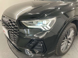 LEDヘッドライト。デイタイムランニングライトも備わっております。
