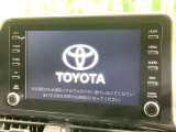 【8インチ ディスプレイオーディオ】大画面のディスプレイはAppleCarPlayやAndroidAutoが利用可能。大きな画面でスマホナビアプリ等が利用いただけます♪