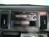 Clarion製CDオーディオを装備。CD・AM/FMラジオえおお楽しみいただけます!