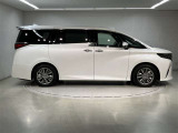 「こんな車屋さんがあるんだ!」、「おもしろい!」と感じていただけましたら、私どもも大変うれしく思います。ご来店のご感想、お待ちしております。