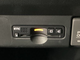 ETCが付いてます。ETC搭載車しか通過できないスマートICが利用できるようになりますよ!現在スマートICの設置箇所も増えてきているので、高速道路利用の幅が広がりますね☆