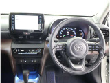 見通しのよいすっきりとした視界で、誰でも運転しやすいです。運転のしやすさは疲れにくさにも繋がりますよ♪
