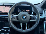 BMW Premium Selection 江戸川は、約20台の展示スペースがあり、常時新車拠店より厳選された認定中古車が続々と入庫しております。