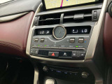 デュアルエアコンとは、運転席と助手席で、個別に温度設定ができる機能です。気温の感じ方は、人それぞれ違うもの。乗る人に優しい機能ですね。