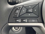 ハンドルにスイッチが付いており、音量やチャンネルを変えることができたり、ハンズフリー通話の応答もお手元で出来ちゃいます♪