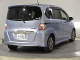 ボディクリーニング後、愛車をピカピカの状態へ保護するコーティング「ブライトパック」がおススメです!水垢がつきにくく、手入れがしやすくなりますよ!いつも愛車をきれいにしておきたい方におススメです。