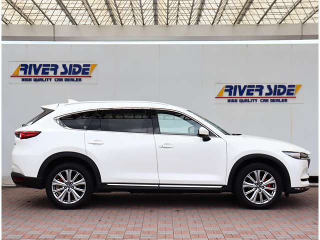 マツダ CX-8 2.2 XD エクスクルーシブ モード 4WD 茶革エアシート後席