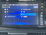 様々なオーディオソースがございます。運転中に好きな音楽を聴くことが可能です。