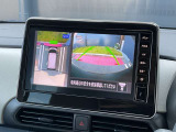 上から見たような映像で駐車をサポート!苦手な駐車も心強いですね!