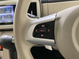 運転中、オーディオの操作をしてて、ハッとしたことはありませんか?ステアリングスイッチは、運転中でもハンドルでオーディオの操作が可能です。安全なドライブをサポートします。