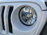 オリジナル4x4ブランドとしての誇りと自信、そして進化の伝統。4x4性能、デザイン、品質。本物とはJeepの全てであり、追い求めるさらなるたかみでもあるのです。