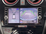 上から丸見え!!駐車が苦手な方でも、このアラウンドビューモニターがあれば安心!これで狭い場所の駐車も楽です。