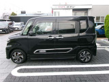 両側パワースライドドア付きだから、狭い駐車スペースなどでの 乗り降りラクラク!小さなお子さまのいるご家庭には嬉しい装備。