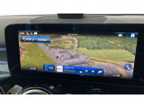 【コマンドシステム】センターのコントローラーとスイッチ類及び音声認識機能により、ナビゲーションやオーディオ&ビジュアル、車両設定等を安全に操作できます。また高精度ディスプレイを採用しています。