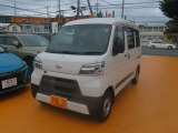 左前からの画像です!当店でしたら、車両販売、買取、車検、点検、一般整備、鈑金、任意保険、その他お車の事でしたらトータルサポート致します!