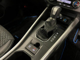 電動パーキングブレーキを搭載しているので、誤発進抑制のサポートしてくれます。
